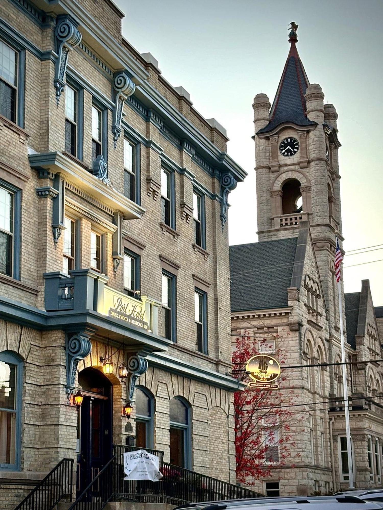 The Port Hotel Port Washington Exterior photo